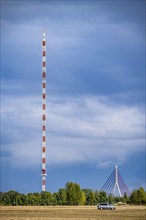 Niederrheinbrücke Wesel, bridge pier, B58, cable-stayed bridge, the Wesel transmitter, 320 metre