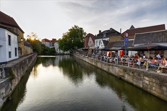 Predikherenrei, canal with restaurant terrace in the evening, Bruges, Bruges, Belgium, Europe