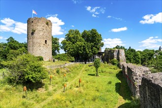 The hilltop castle of Blankenberg, near Hennef, above the Siegschleife near the district of