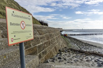 North Sea, Spiekeroog Island, autumn, coastal protection in the west of the island, wall for dune