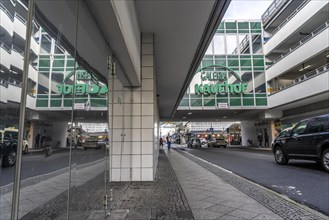 Galeria Kaufhof department stores' in the city centre of Krefeld, on Hochstraße, is affected by the