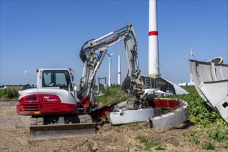 Repowering, dismantled Enercon E-58 wind turbine in a wind farm near Issum, 9 older wind turbines