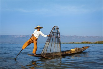 Myanmar travel attraction landmark, Traditional Burmese fisherman at Inle lake, Myanmar famous for