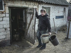 Vova, 46 years old, farmer in Borshchivka. People here only survive thanks to humanitarian aid, the