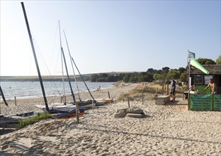 Early morning quiet at Knoll beach, Studland Bay, Swanage, Dorset, England, UK