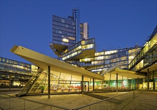 Administration building Nord LB, Norddeutsche Landesbank, architectural office Behnisch, Behnisch &