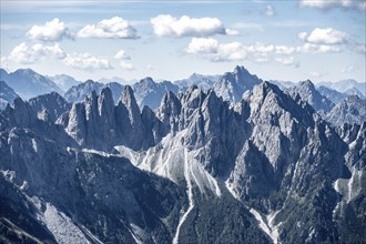 Three Peaks, jagged mountains, Sesto Dolomites, South Tyrol, Italy, Europe