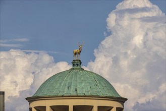 Kunstgebäude Stuttgart, Württembergischer Kunstverein. Striking building on Schlossplatz with dome