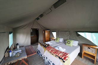 Lodge tent with bed, bathroom, bedroom, overnight stay, camping, glamping, accommodation, travel,