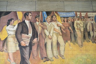 Max Lingner mural on the Detlev Rohwedder House, Aufbau der Republik, tiles, Meissen porcelain, GDR