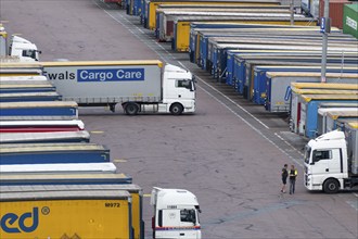 Lorry, container loading, port, Gothenburg, Sweden, Europe