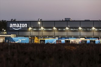 Amazon logistics centre in Waltersdorf, 24.10.2024. amzon has 21 logistics centres in Germany,