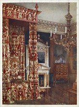 Furniture around the turn of the century 1900, Queen Anne's bed, Chest of drawers upon stand,