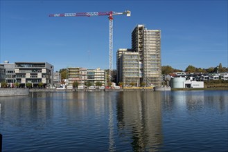 Construction site, new residential development, Phönixsee residence on the north bank, senior