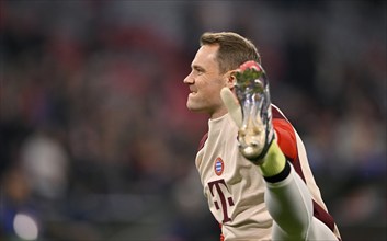 Goalkeeper Manuel Neuer FC Bayern Munich FCB (01) warming up, Champions League, Allianz Arena,