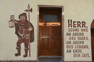 Night watchman painting and house entrance in Schlinkengasse, Bensheim, Hessische Bergstrasse,