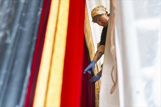 Hanging of the last tapestries in the Royal Parade Rooms in the Dresden Residenzschloss, Dresden,