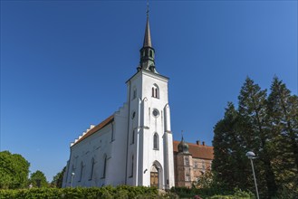 Brahetrolleborg Church and Castle, Fåborg, Faaborg, Fyn, Fyn Island, Denmark, Europe