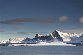 Landscape on the Lofoten in Norway in winter, Lofoten, Norway, Scandinavia, Europe