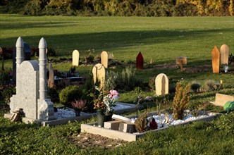 Muslim graves strictly orientated towards Mecca, mosque, main cemetery, Stuttgart,