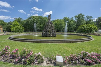 Hugonottenbrunnen, created in 1706, palace gardens, Erlangen, Middle Franconia, Bavaria, Germany,