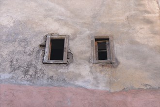 Old Facade with Windows, Marrakech, Morocco, Africa