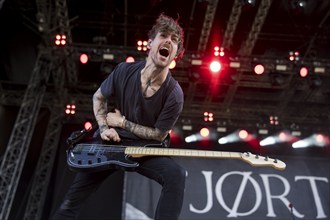 Chris Hell, singer of Fjørt at the Highfield Festival on Saturday, Störmthaler See, 17.08.2024