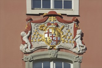 Coat of arms at the entrance to the Galerie Bodenseekreis building, keystone, Schlossplatz,