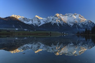 Mountains reflected in lake, evening light, Schmalensee, Karwendel Mountains, Werdenfelser Land,