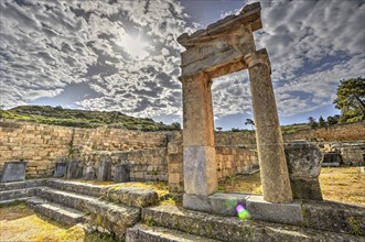 HDR, Super wide angle shot, Ancient ruins with stone walls and columns under a sunny sky with