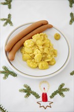 Swabian cuisine, potato salad with string sausages, Wienerle, Wiener sausages, thin boiled sausage,