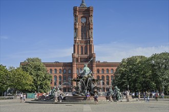 Rotes Rathaus, Neptunbrunnen, Rathausstraße, Mitte, Berlin, Germany, Europe