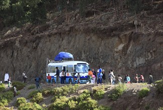 Coach stops in the highlands between Mekele and Lalibela, Ethiopia, Africa