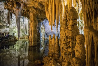 Huge stalactites and underground lake, stalactite cave, Grotta di Nettuno, Neptune Grotto, Capo