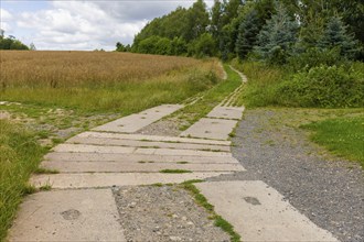 The former GDR border tower in Bartolfelde, between Bartolfelde and Bockelnhagen, is located on the