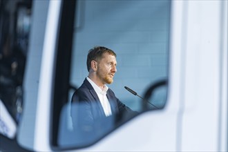 Presentation of the first fuel cell lorry from FES GmbH Fahrzeug-Entwicklung Sachsen. FES GmbH has