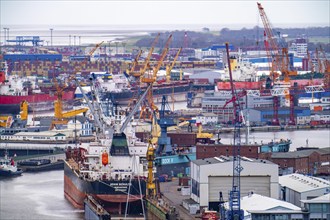 Shipyards in the overseas harbour of Bremerhaven, Bremen, Germany, Europe