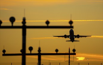 Düsseldorf International Airport, DUS, take-off and landing runway, aircraft taking off, Runway