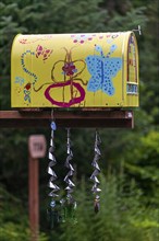 Typical American mailbox, painted, arts and crafts, Fairbanks, Alaska, USA, North America