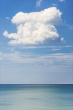 Puristic seascape near Ko Lanta, sea, ocean, nature, force of nature, natural landscape, untouched,