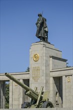 Soviet Memorial, Straße des 17. Juni, Tiergarten, Berlin, Germany, Europe