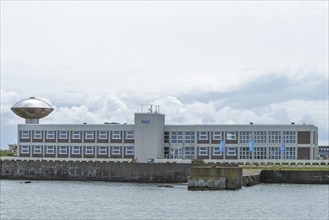 AWI, Alfred Wegener Institute, flags, architecture, research, tower of the reef fauna lobster