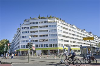 Residential building on Nollendorfplatz, Else-Lasker-Schüler-Straße, Schöneberg,