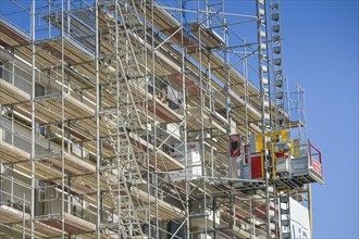 Construction site, scaffolding, construction worker, Sirius Business Park, Wetzlarer Straße,