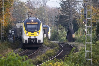 MetropolExpress MEX17a between Stuttgart and Pforzheim. Regional train of the mobility brand bwegt