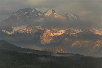 Cloudy mood over mountain range, morning light, mountains, summer, Alpspitze, Wetterstein range,