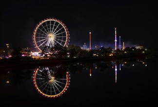 Night shot, overview, reflection in the river Neckar, Ferris wheel, Europa Rad, Gladiator,