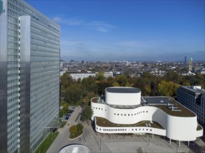 Gustaf-Gründgens-Platz mit Schauspielhaus, Dreischeibenhaus, Drohnenaufnahme, Düsseldorf, NRW,