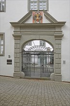 Portal with coat of arms, Waldeerdorffer Hof, built in 1665, Old Town, Limburg, Hesse, Germany,