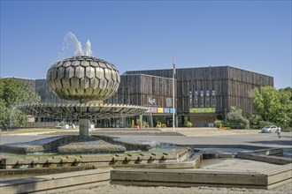 The Great Ball Fountain, FEZ, Wuhlheide, Oberschoeneweide, Berlin, Germany, Europe